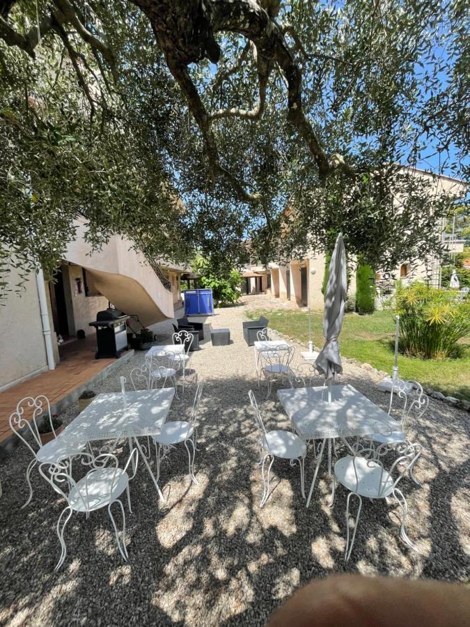 Motel Esterel Mandelieu Eksteriør billede